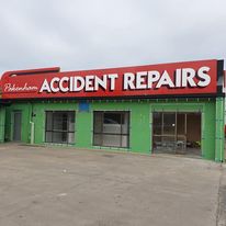 Pakenham Accident Repairs building